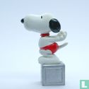 Snoopy as a swimmer on starting block 1 - Image 3