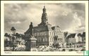 Maastricht stadhuis met standbeeld Minckelers - Bild 1