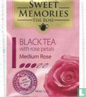 Black Tea with rose petals    - Image 1