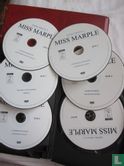 Miss Marple - De complete 12-delige serie [ volle box) - Afbeelding 3