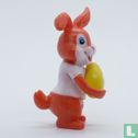 Oranje konijn met paasei - Afbeelding 3