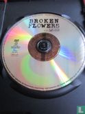 Broken Flowers - Afbeelding 3