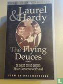 The Flying Deuces + De dikke en de dunne : hun levensverhaal - Afbeelding 1