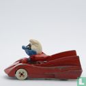 Samenzweerder Smurf in racewagen - Afbeelding 3
