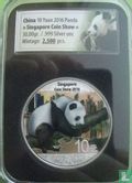China 10 Yuan 2016 (gefärbt - Singapore coin show) "Panda" - Bild 3