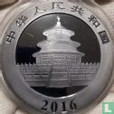 China 10 yuan 2016 (gedeeltelijk verguld) "Panda" - Afbeelding 1