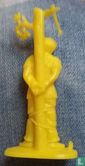 Cowboy tied to totem pole (Yellow) - Image 2