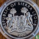 Sierra Leone 10 dollars 2006 (BE) "80th Birthday of Queen Elizabeth II - Queen Elizabeth presenting 1966 Football World Cup trophy" - Image 1