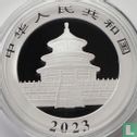 China 10 yuan 2023 (zilver - kleurloos) "Panda" - Afbeelding 1