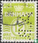 Number, Crown and Waves