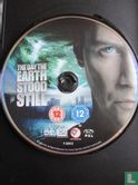 The Day the Earth Stood Still - Image 3