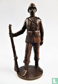 Brits soldaat (brons)  - Afbeelding 1