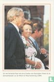 Het Koninklijk Paar met prins Charles voor Kensington Palace bij de slotmanifestatie van de Willem en Mary-herdenking (1989) - Image 1