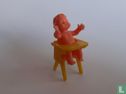 Baby on chair (yellow) - Image 1