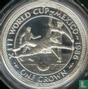 Isle of Man 1 crown 1986 (PROOF - silver plated copper-nickel) "Football World Cup in Mexico - 2 players and goalie" - Image 2