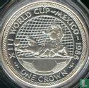 Isle of Man 1 crown 1986 (PROOF - silver plated copper-nickel) "Football World Cup in Mexico - 2 players shooting on goal" - Image 2