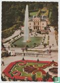 Königsschloss Linderhof mit 35 m hoher Fontane, The Royal Castle of Linderhof, Ettal Bayern Ansichtskarten, Postcard - Bild 1