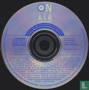 On the Air - Afbeelding 3