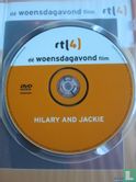 Hilary and Jackie - Afbeelding 3