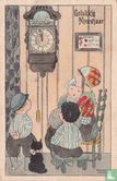 Vier kinderen bij hangende klok - Afbeelding 1