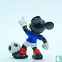Mickey als Fußballspieler - Bild 2