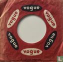 Single hoes Vogue  - Image 2