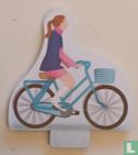 Meisje op fiets - Image 1