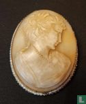 Large Carved Shell Cameo Brooch - Bild 1