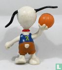 Snoopy basketballer - Image 4