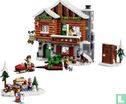 LEGO 10325 Alpine Lodge - Image 3