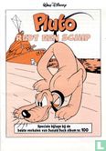 Pluto redt een schip