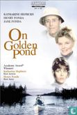 On golden pond - Afbeelding 1