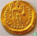 Romeinse Rijk, goud Solidus, 402-450 AD, Theodosius II, Thessalonica, 424-425 AD - Afbeelding 1