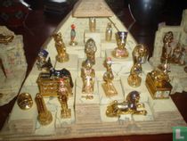 Complete verzameling piramides en farao's