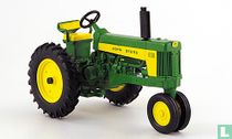 John Deere 530