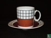 Granit cup and saucer round ear brown