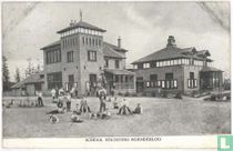 Schoolgebouw en onderwijzerswoning van het Doorgangshuis