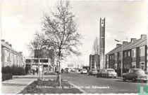 van der Leeklaan met Adventkerk