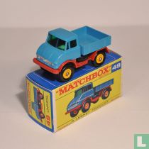 Mercedes Unimog