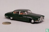 Jaguar MK-10