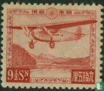 Plane above Lake Ashi