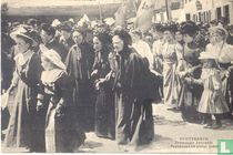 Pocession dansante; Paysannes en pleine danse