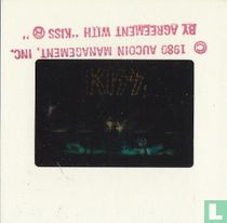 Kiss live slide