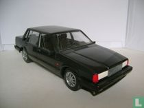 Volvo 760 GLE sedan