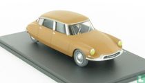 Citroën DS 19