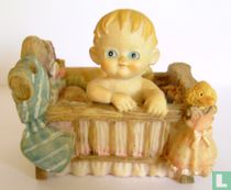 Bébé dans le lit