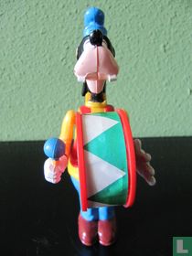 Goofy with drum