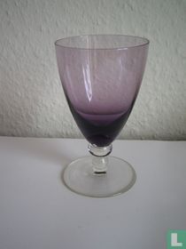 Karneval K15 Weinglas Amethyst