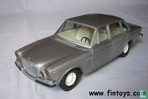 Volvo 164