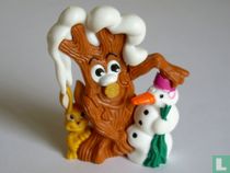 Arbre avec bonhomme de neige